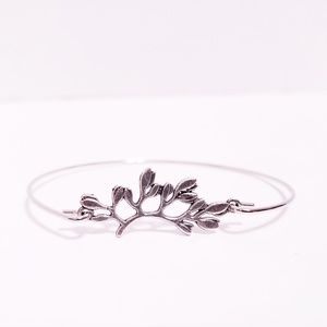 Olive Branch Bangle Bracelet *NEW* Silver